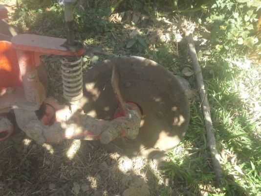 รถไถ 45 แรง   ปึ 53  เครื่องแห้งดี  พร้อมลุยงาน อุปกร  3 ชิ้น  ราคา  เบาฯฯ  265000  บาท    ดูรถ ที อ.โพนทอง จ.ร้อยเอ็ด   วันทูคอล 0986683479 dtac 0991751349 สิทธิ์ คับ