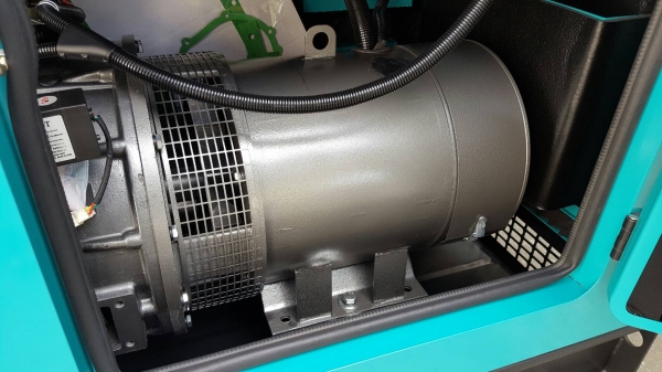 ขายเครื่องปั่นไฟใหม่นำเข้า