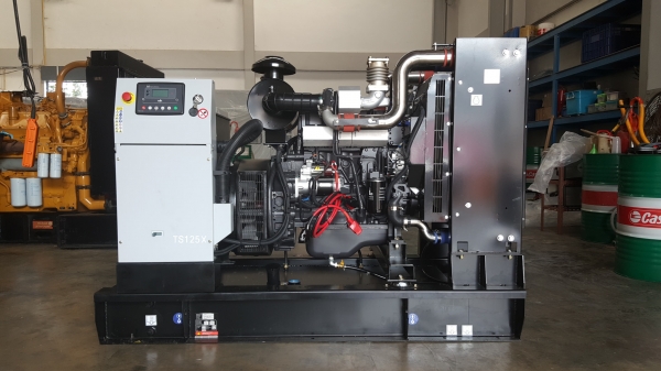เครื่องปั่นไฟขนาด 125kva รับประกัน2ปี มีสินค้าพร้อมส่ง