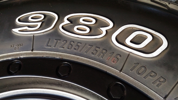 ขายล้อใหม่ MT-1 ขอบ 16 พร้อมยาง 265/75/16 ปี 16 สวยๆครับ ขายล้อใหม่ MT-1 ขอบ 16 พร้อมยาง 265/75/16 ปี 16 สวยๆครับ