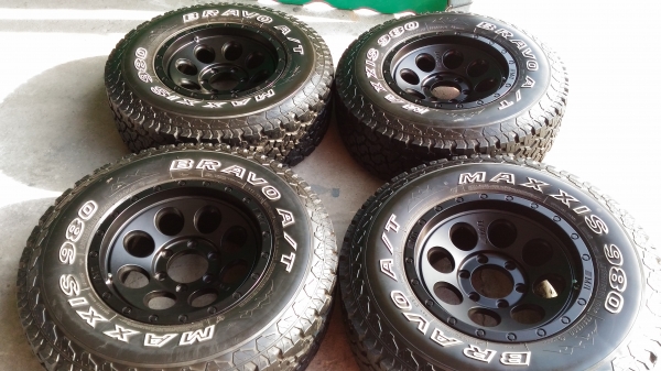 ขายล้อใหม่ MT-1 ขอบ 16 พร้อมยาง 265/75/16 ปี 16 สวยๆครับ