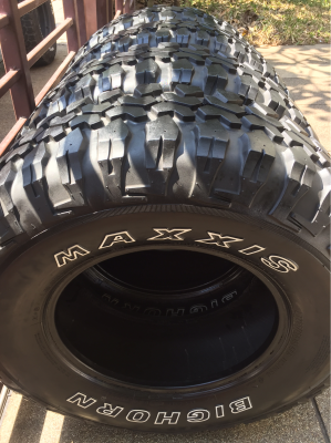 ยาง Mud Maxxis 265 75 16 ปลายปี15 ดอกเต็ม ใช้ยาว ราคาไม่แพง