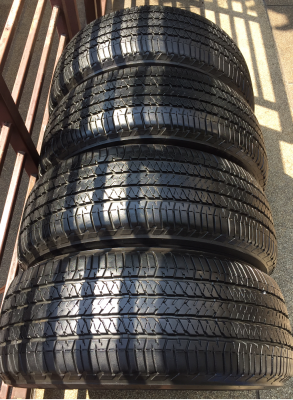 ยาง Bridgestone 265 60 18 สิ้นปี14 ดอกเต็ม ใช้ยาว ราคาไม่แพง