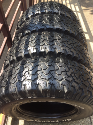 ยาง All BF goodrich 30 9.5 R15 ดอกเยอะพร้อมใช้งาน ราคาไม่แพง