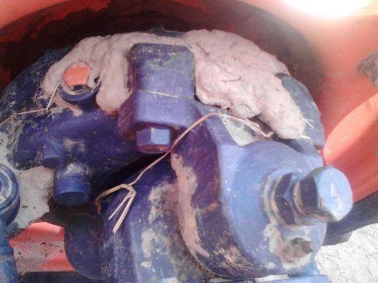 รถไถ  M 7040  ปี 53   อุปกร มี ผานหน้า  ผานหลัง  + ผาน 3 +เครืองปลูกอ้อย   ช.ม  3000  ราคาขาย  440000 บาท  สอบถามที  วันทูคอล 0986683479 dtac 0991751349 สิทธิ์ คับ