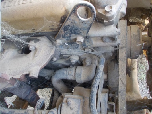 ขายเครื่องยนต์ ISUZU ฝาทอง ถูกๆ พร้อมเกียร์และเล่ม