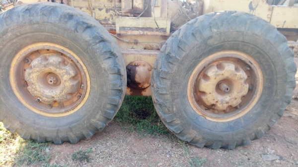 ขายด่วนรถเกรดเดอร์CAT12Eสภาพพร้อมใช้ราคาถูกสุดๆโทรไอดี0843923995