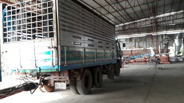 Isuzu 270 แรงม้า พ่วงแม่ลูก 2 คาน ดั๊มแม่และลูก คอกเกษตร Isuzu 270 แรงม้า พ่วงแม่ลูก 2 คาน ดั๊มแม่และลูก คอกเกษตร