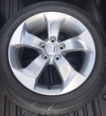 แม็ก Honda HRV พร้อมยาง 215-55-17 Dunlop ปี16 แม็ก Honda HRV พร้อมยาง 215-55-17 Dunlop ปี16