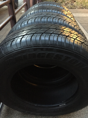 ยาง Bridgestone 215 65 15 ปี15 ดอกเต็ม ไม่มีปะ ราคาไม่แพง ยาง Bridgestone 215 65 15 ปี15 ดอกเต็ม ไม่มีปะ ราคาไม่แพง