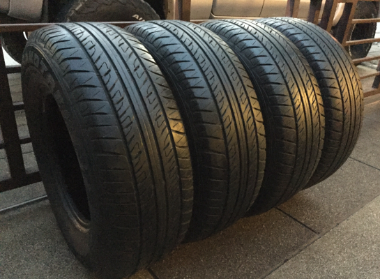 ยาง Dunlop 255 70 15 ปี14 ดอกเยอะ ไม่มีปะ ราคาไม่แพง ยาง Dunlop 255 70 15 ปี14 ดอกเยอะ ไม่มีปะ ราคาไม่แพง