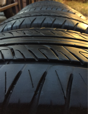 ยาง Dunlop 255 70 15 ปี14 ดอกเยอะ ไม่มีปะ ราคาไม่แพง ยาง Dunlop 255 70 15 ปี14 ดอกเยอะ ไม่มีปะ ราคาไม่แพง