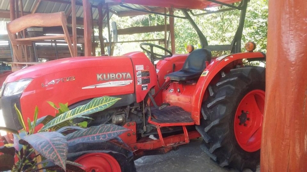 ขายรถแทรคเตอร์คูโบต้า L4708 อุปกรณ์ดันหน้า ผาน5 เอกสารเช่มทะเบียนครบ ทำงานน้อย
