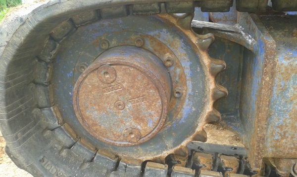 แบ็คโฮเล็ก