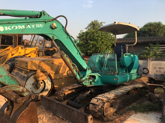 ขายด่วน KOMATSU PC40-7 พร้อมหัวแยก อุปกรครบ