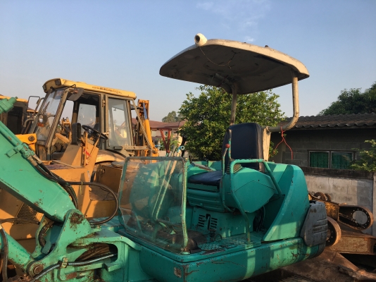 ขายด่วน KOMATSU PC40-7 พร้อมหัวแยก อุปกรครบ