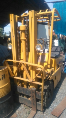 ขายด่วน รถโฟคลิฟkomatsu. เครืองดัสสันเบนสิน ขายเพียง 63000
