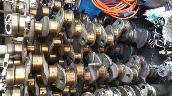 เสื้อสูบ ฝาสูบ ก้านสูบ ปลอกสูบ ข้อเหวี่ยง