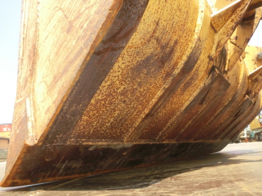 ขาย รถตัก ยี่ห้อ Komatsu รุ่น JH30B ขาย รถตัก ยี่ห้อ Komatsu รุ่น JH30B