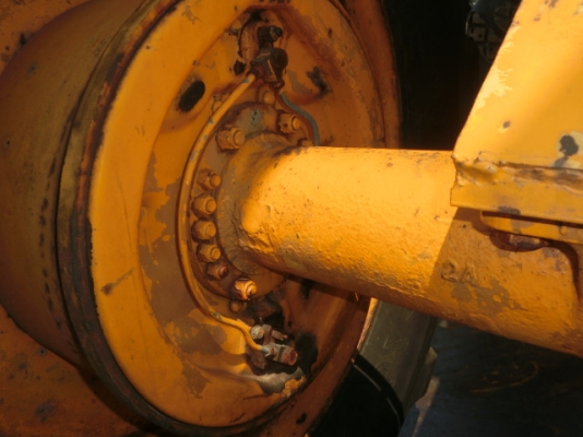 ขาย รถตัก ยี่ห้อ Komatsu รุ่น JH30B ขาย รถตัก ยี่ห้อ Komatsu รุ่น JH30B