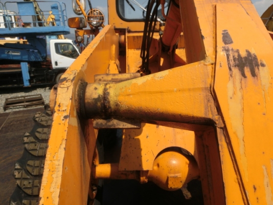 ขาย รถตัก ยี่ห้อ Komatsu รุ่น JH30B ขาย รถตัก ยี่ห้อ Komatsu รุ่น JH30B