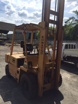 รถยก Komatsu FD25-7 เก่านอก