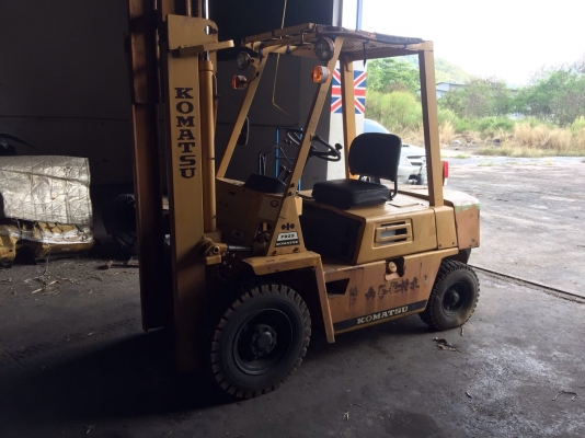 รถยก Komatsu FD25-7 เก่านอก