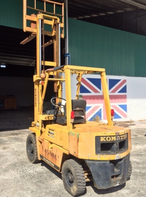 รถยก Komatsu FD25-7 เก่านอก