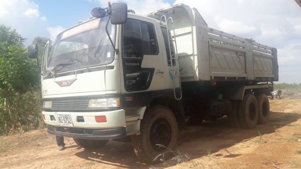 ขายสิบล้อ HINO FM3H 195 แรง 2 เพลาดรั้ม ครัชชีเดิมสวย ยางดี สภาพใช้งาน เจ้าของขายเอง 0811838154