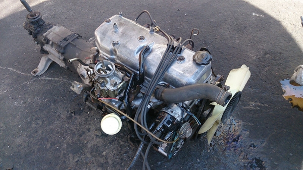 ขายเครื่องยนต์มาสด้าแฟมิเลีย 1400 ซีซี