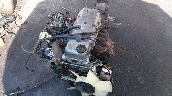 ขายเครื่องยนต์มาสด้าแฟมิเลีย 1400 ซีซี