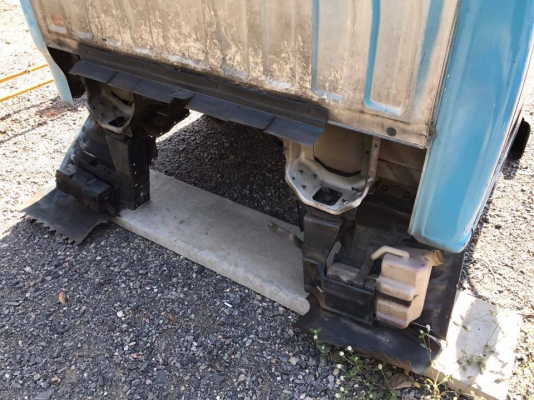 ขายหัวเก๋งรถบรรทุก 4ล้อ,6 ล้อเล็ก ISUZU NHR-NKR นำเข้าจากญี่ปุ่น พร้อมใช้ สนใจติดต่อ 081-9485494