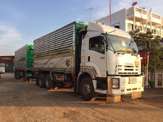 ขายรถพ่วงดัมพ์ ISUZU เครื่อง 360 แรง ปี 56 กระบะมิเนียมอู่ ส.สมบัติ ลูก 3 เพลา ไมล์สองแสน ทะเบียนพร้อม
