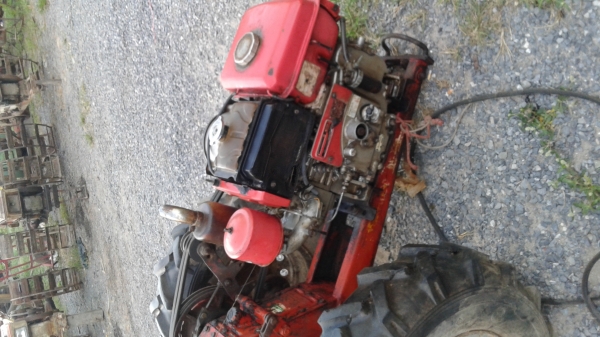 รถไถนาเดินตาม