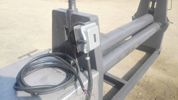 ** จัดส่งไประยองครับ ** เครื่องม้วนเหล็กประกอบใหม่ ขนาด 4 ฟุต 120 cm เพลาตัน ม้วนหนา 6 มิล ไฟ 380V มาเทสก่อนได้ ** จัดส่งไประยองครับ ** เครื่องม้วนเหล็กประกอบใหม่ ขนาด 4 ฟุต 120 cm เพลาตัน ม้วนหนา 6 มิล ไฟ 380V มาเทสก่อนได้