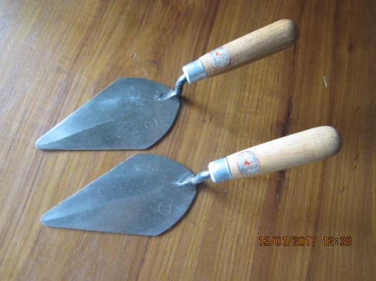 ขายเกียงเยอรมันแพ็ค2ด้าม ตราขวานสามดาวงานเก่าเก็บ Made in Germany.