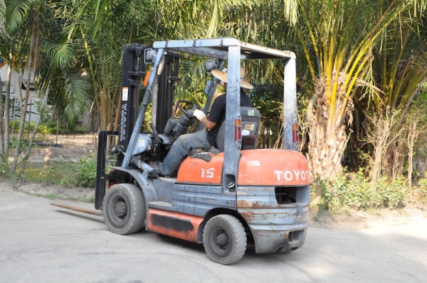 ขายFORKLIFT TOTOTA 6FG15 (1.5ตัน) เสา3เมตร สวยเดิมจากญี่ปุ่น ยังไม่เคยใช้ในไทย 139,000เท่านั้น!!