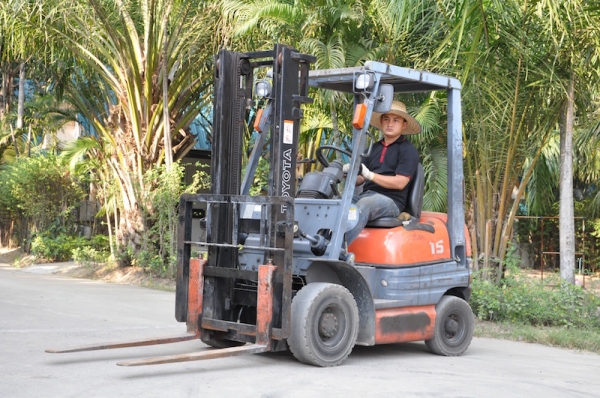 ขายFORKLIFT TOTOTA 6FG15 (1.5ตัน) เสา3เมตร สวยเดิมจากญี่ปุ่น ยังไม่เคยใช้ในไทย 139,000เท่านั้น!!