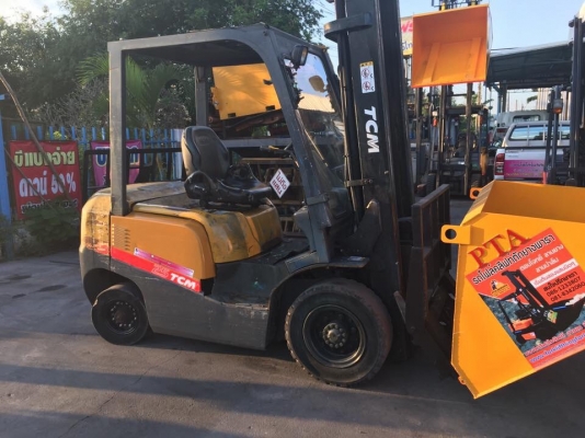 ขายรถตักยางพาราตักทะลายปาล์มตักขี้ยางตักยางถ้วยตักยางก้อน