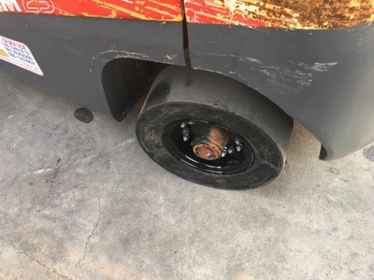 ขายรถตักยางพาราตักทะลายปาล์มตักขี้ยางตักยางถ้วยตักยางก้อน