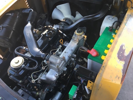 ขายรถตักยางพาราตักทะลายปาล์มตักขี้ยางตักยางถ้วยตักยางก้อน