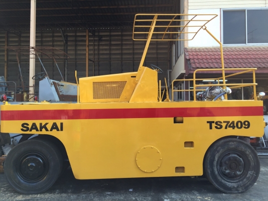 ขายด่วนรถบดล้อยาง9ล้อSAKAI TS7409 พร้อมใช้งานทุกระบบ เล่มทะเบียน