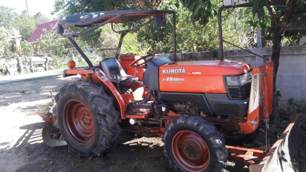 รถไถ 45 แรง DI ปี 53 ซ.ม 3000 นิด ฯฯ อุปกร ผานหน้า+ ผานหลัง โลตารี ราคา 237000 บาท พร้อมลุยงาน สอบถามทีเบอร์ 0986683479 - 0991751349 สิทธิ รถไถ 45 แรง DI ปี 53 ซ.ม 3000 นิด ฯฯ อุปกร ผานหน้า+ ผานหลัง โลตารี ราคา 237000 บาท พร้อมลุยงาน สอบถามทีเบอร์ 0986683479 - 0991751349 สิทธิ