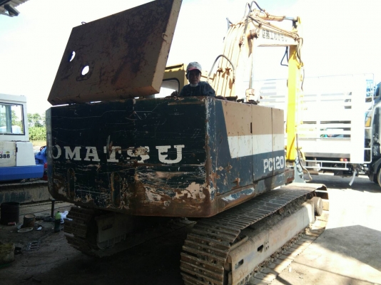 ขาย Komatsu Pc120-2พร้อใหัวเจาะฟูรูกาว่าตัวเดินรุ่น3 สภาพสวยพร้อมใช้ ต่อคุณอ๊อฟพิจิตร086-737-9991