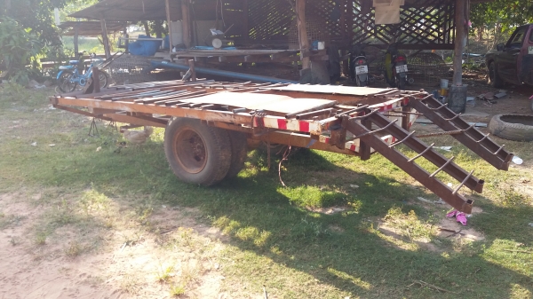 ขายครบชุด 180,000 รวม 3 คัน แบคโฮ รถลาก เทนเลอร์ พร้อมทำมาหาเงินได้เลย รถอยู่ บุรีรัม 090-772-3710 090-772-3708