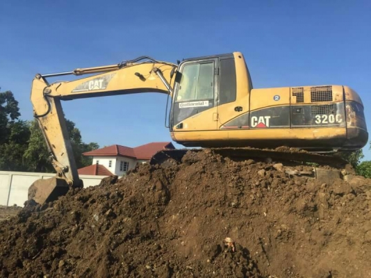 ขายCat320Cสภาพสวยพร้อมใช้ สนใจติดต่ออ๊อฟพิจิตร086-737-9991