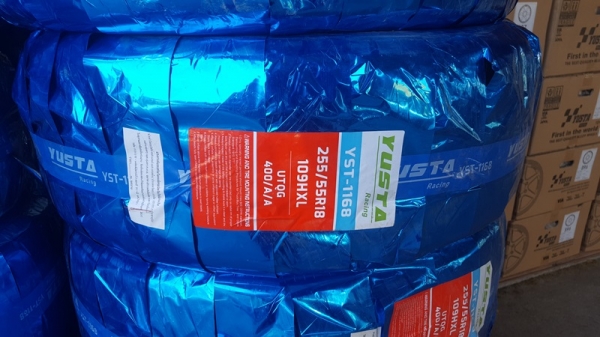 ขายยางใหม่255/55/18 ปี17 YUSTA