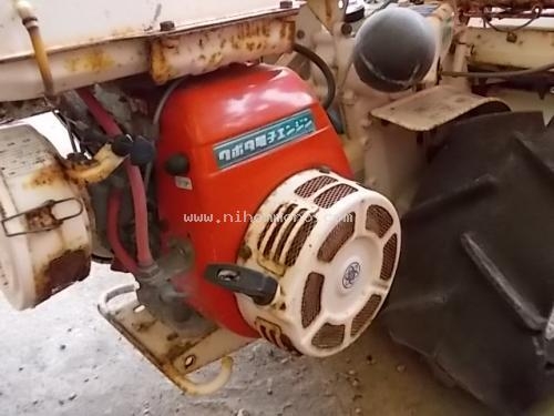 ราคาพิเศษ!! เพียง26,000 บาท รถเกี่ยวข้าวเดินตามKUBOTA ZE50A รหัสสินค้า : 80802994 www.nihonmono.com