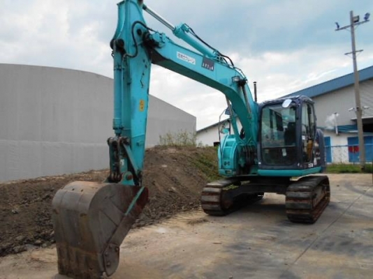 รถขุด รุ่นSK135SR-2 S/no: YY06-15522 รถปี 2010 ชั่วโมงใช้งาน:3304