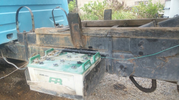 รถ6ล้อ ดั๊มหน้ายาว Isuzu  (280000)